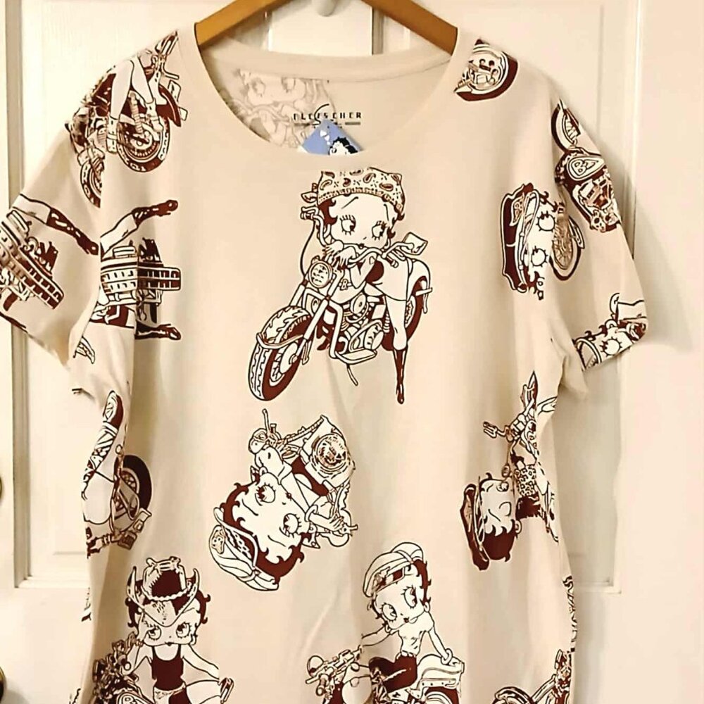 NWT Betty Boop on Motorcycle Women 3XL Fleischer Studios Beige T-shirt